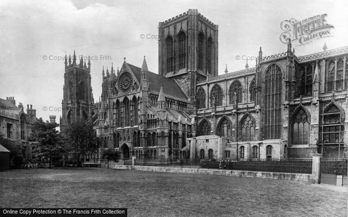 Photo of York, Minster S.E 1921