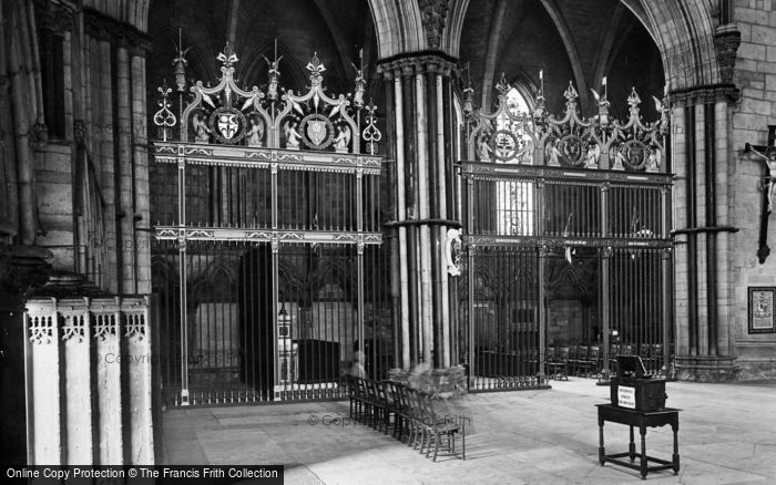 Photo of York, Minster, The 'west Yorks' Memorial Chapel 1925