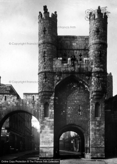 Photo of York, Monk Bar c.1930