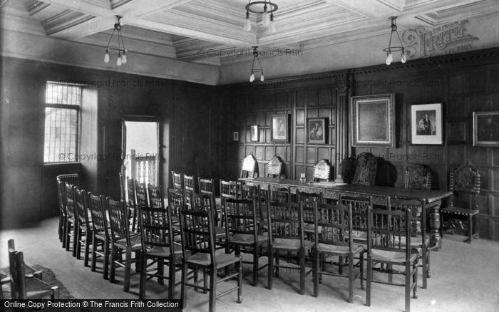 Photo of York, St William's College, Bishop's Room 1911