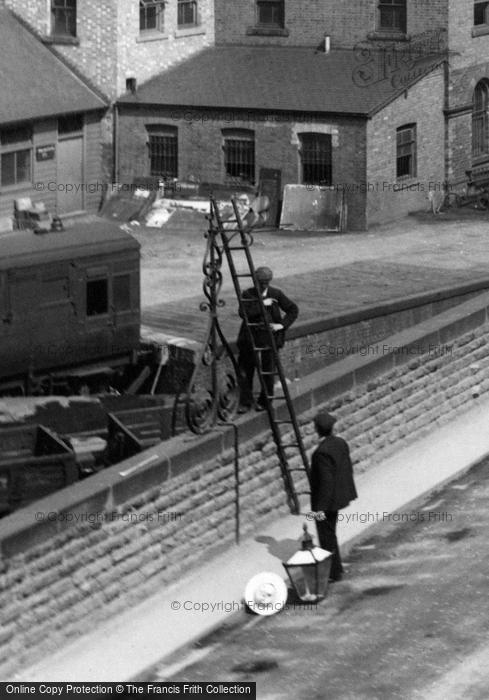 Photo of York, Station, Men Fixing Lamp 1909