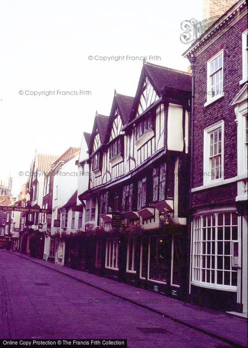 Photo of York, Stonegate c.1985