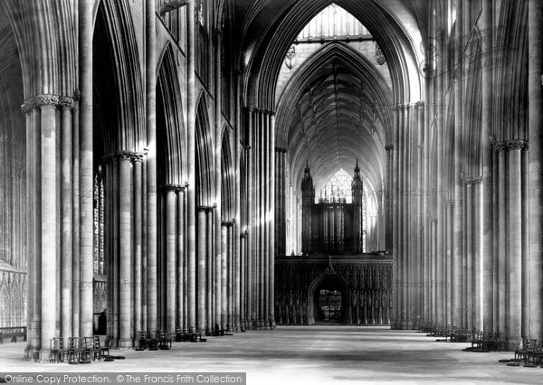 Photo of York, The Minster, The Nave 1907