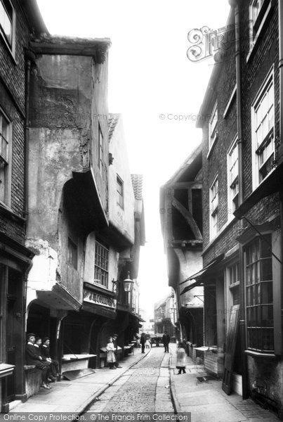 Photo of York, the Shambles 1909