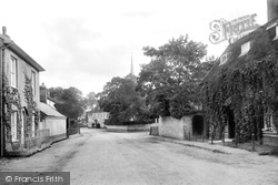 The Village 1909, Yoxford