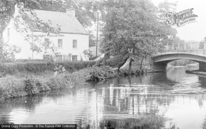 Photo of Ystalyfera, Aubrey Bridge c.1955