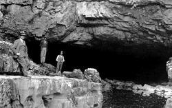 Porth-Yr-Ogof Cave 1936, Ystradfellte