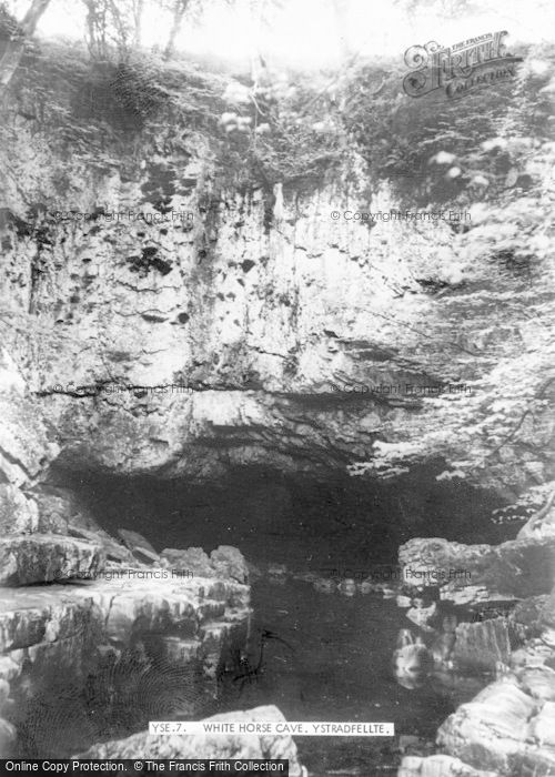 Photo of Ystradfellte, White Horse Cave c.1955