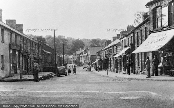 Photo of Ystradgynlais, Commercial Street c.1955