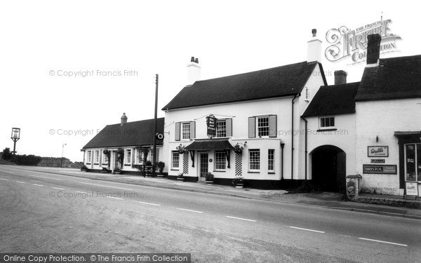 Photo of Zeals, The Bell And Crown Inn c.1955